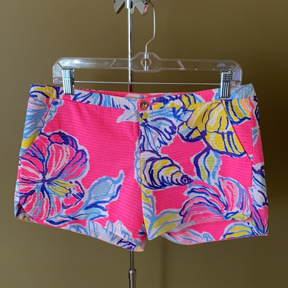 Lilly Pulitzer Adie Shorts - Picture 3 of 11